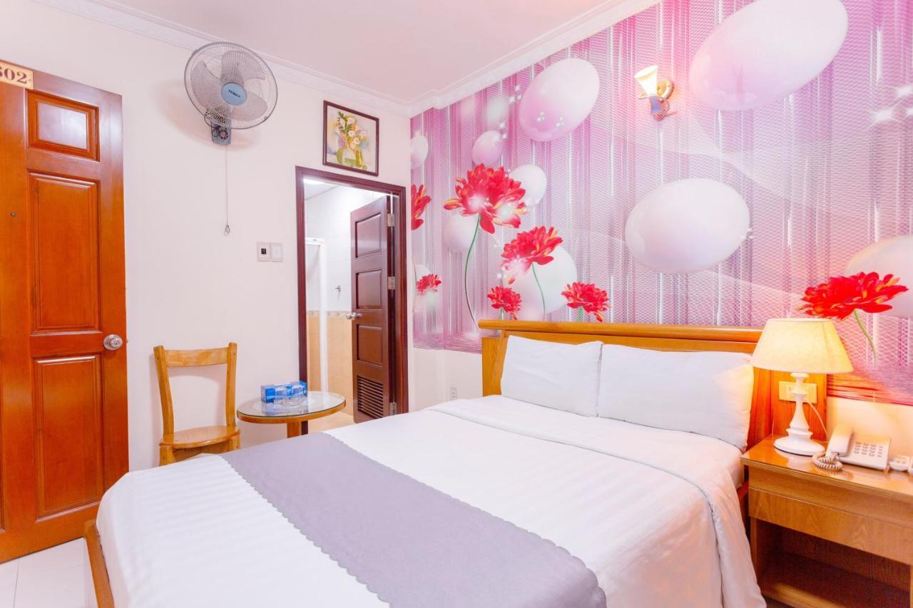 Giang Linh Hotel Хошимин Экстерьер фото